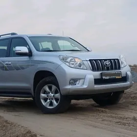 Toyota Land Cruiser Prado 2011