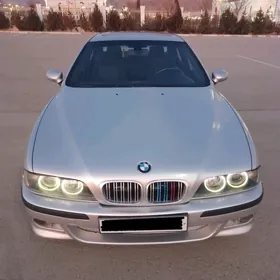BMW E39 2000