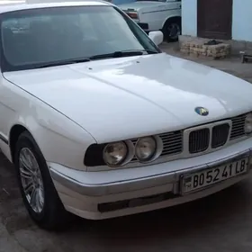 BMW 525 1989