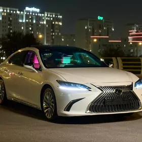 Lexus ES 350 2019