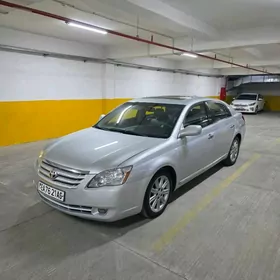 Toyota Avalon 2005