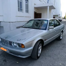 BMW 520 1990
