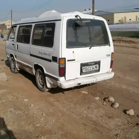 Toyota Hiace 1987