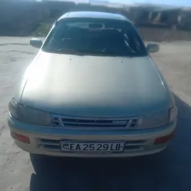 Toyota Carina 1992