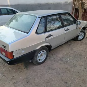 Lada 21099 2001