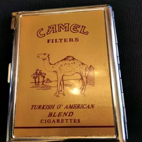 Портсигар с встроенной зажигал