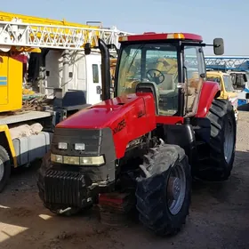 Case STX325 Accusteer 2006