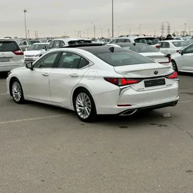 Lexus ES 350 2019