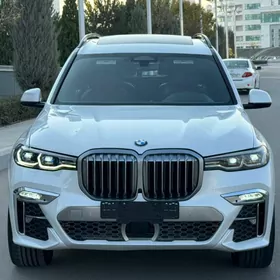 BMW X7 2021