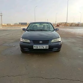 Toyota Camry 1999