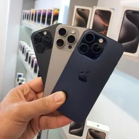 iPhone 15 pro 256 Gb