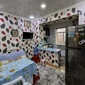 Квартира сатян...