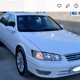 Toyota Camry 2000