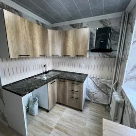 1ji mik-n 3 etaj 2 kom 