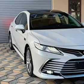 Toyota Camry 2022