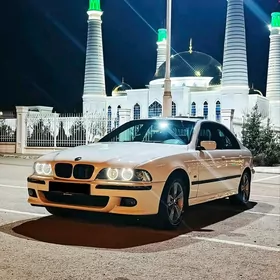 BMW E39 2001