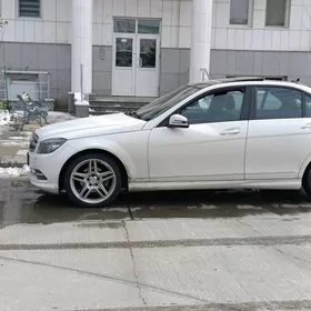 Mercedes-Benz 300SE 2008