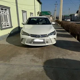 Toyota Camry 2016