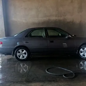 Toyota Camry 2001