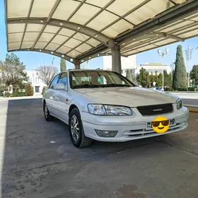 Toyota Camry 2001