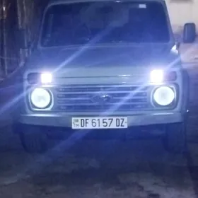 Lada Niva 2010