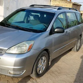 Toyota Sienna 2004