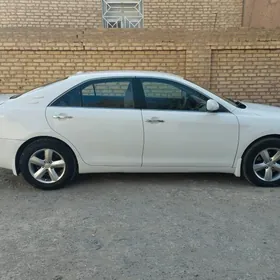 Toyota Camry 2010