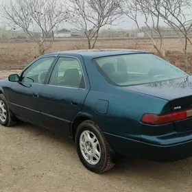 Toyota Camry 1998
