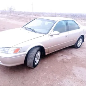 Toyota Camry 2001