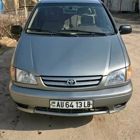 Toyota Sienna 2002