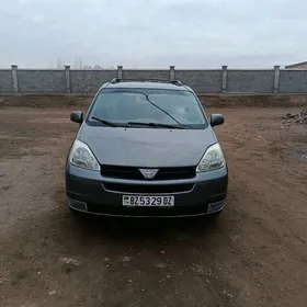 Toyota Sienna 2004