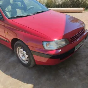 Toyota Carina 1993