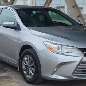 Toyota Camry 2017