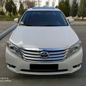Toyota Avalon 2011