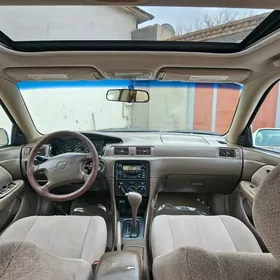 Toyota Camry 2001