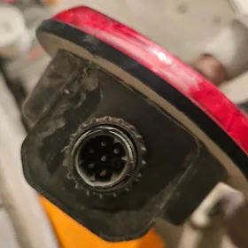 volvo Adam kele cyra