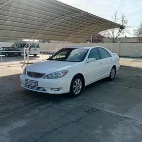 Toyota Camry 2005