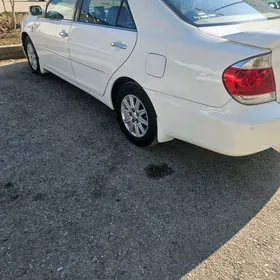 Toyota Camry 2005