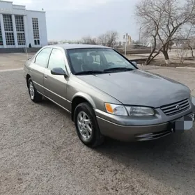 Toyota Camry 1998