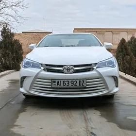 Toyota Camry 2017