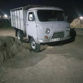 UAZ 452 1992