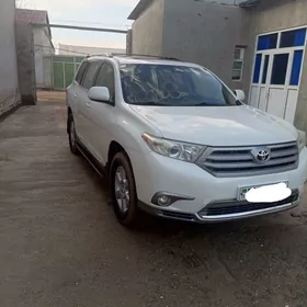 Toyota Highlander 2012
