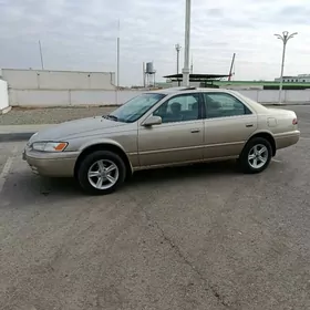 Toyota Camry 1997