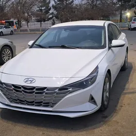 Hyundai Elantra 2021