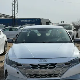 Hyundai Elantra 2022