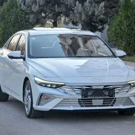 Hyundai Elantra 2025