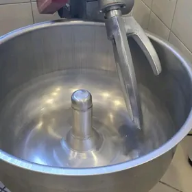 тесто мешалка