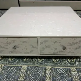 Журнальный стол