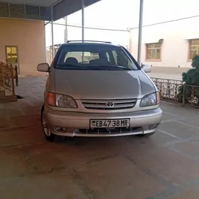 Toyota Sienna 2002