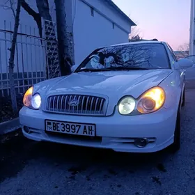 Hyundai Sonata 2001